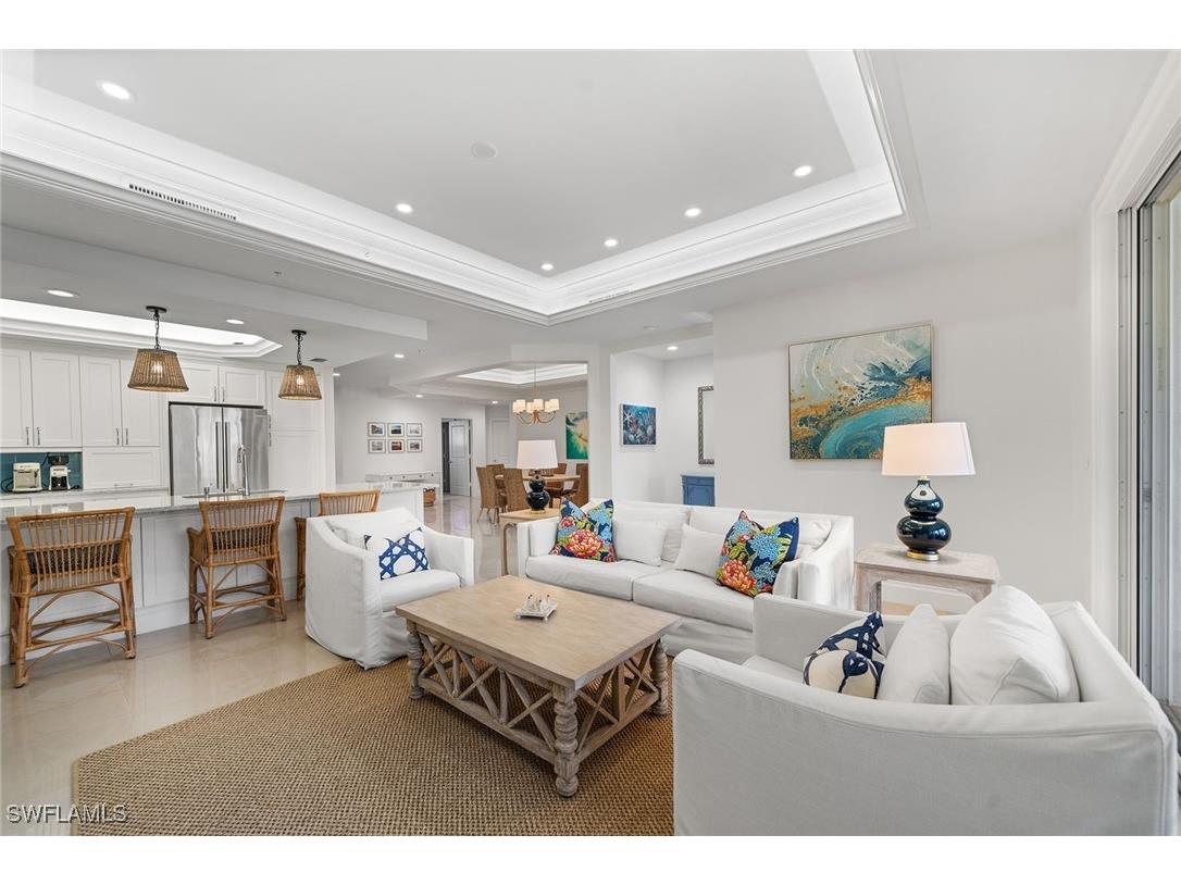 411 6th Street S #202 Naples FL 34102 225084466 image1