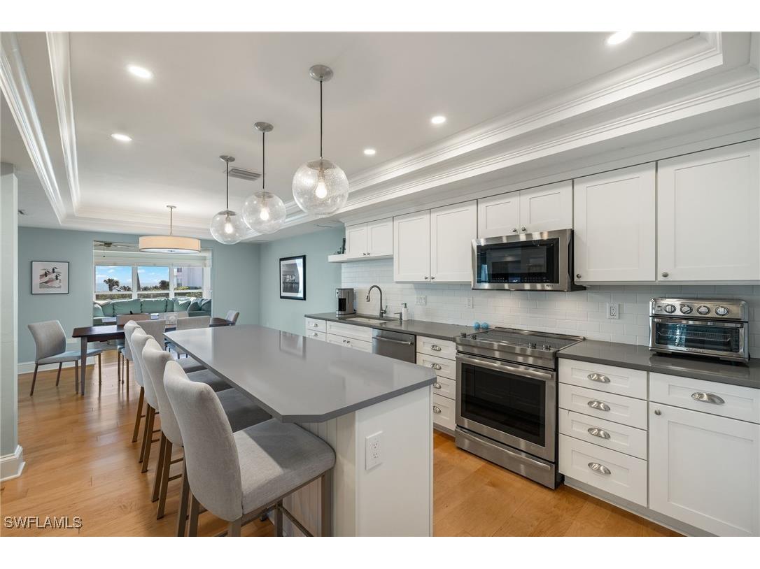 411 Bella Vista Way E Sanibel FL 33957 224092205 image2