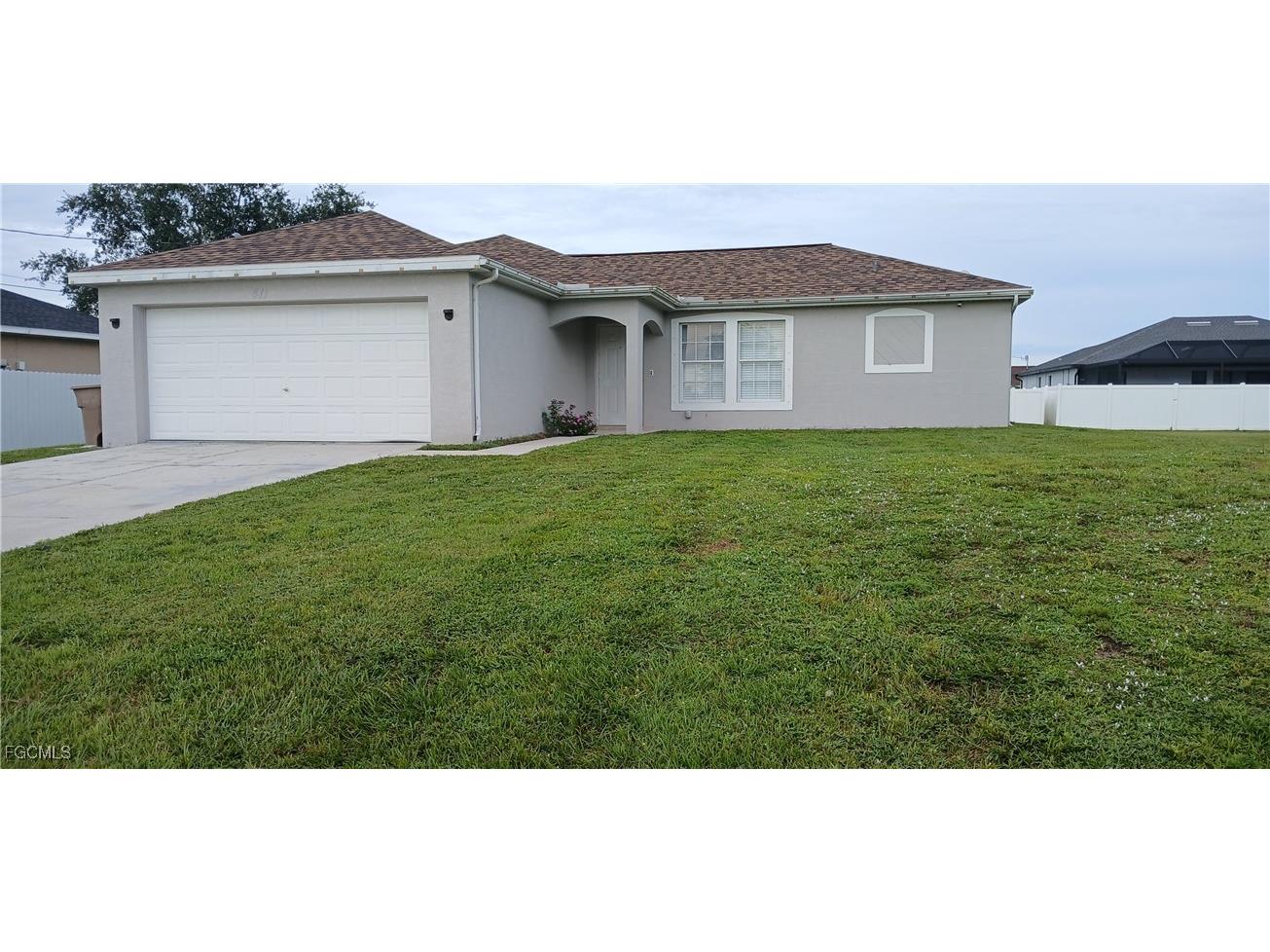 411 NE Juanita Place Cape Coral FL 33909 2025013325 image1