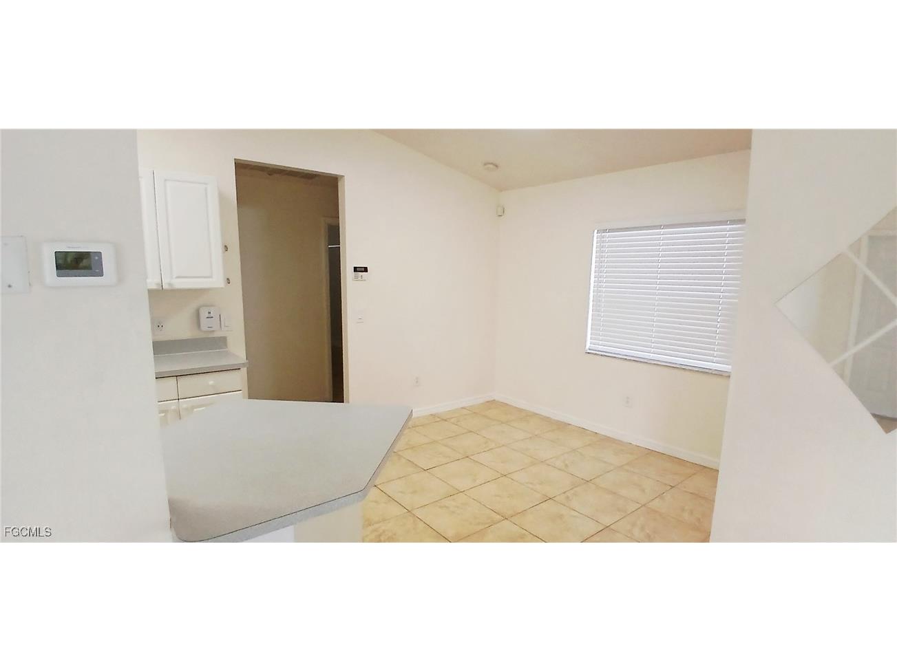 411 NE Juanita Place Cape Coral FL 33909 2025013325 image4