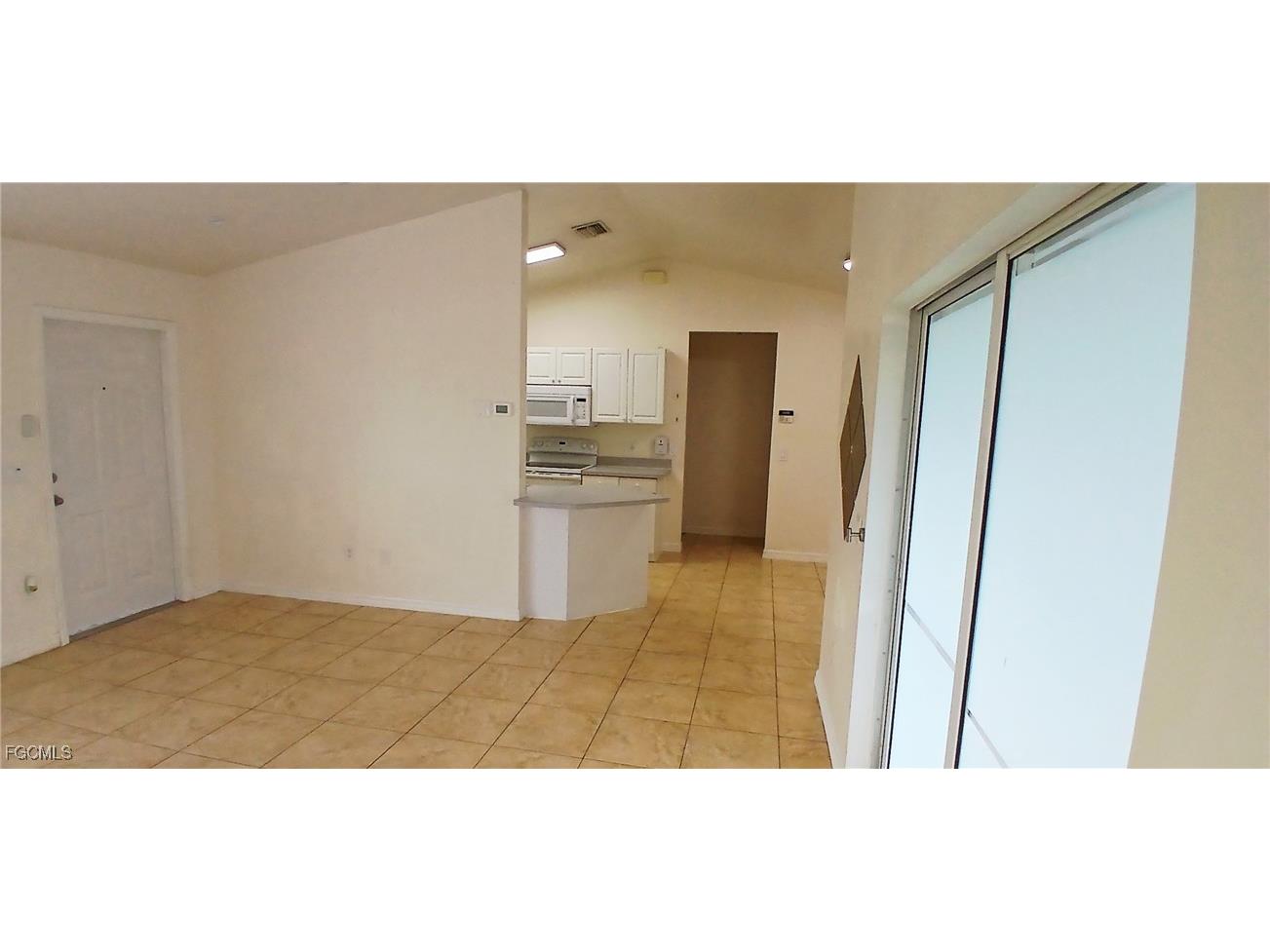 411 NE Juanita Place Cape Coral FL 33909 2025013325 image7