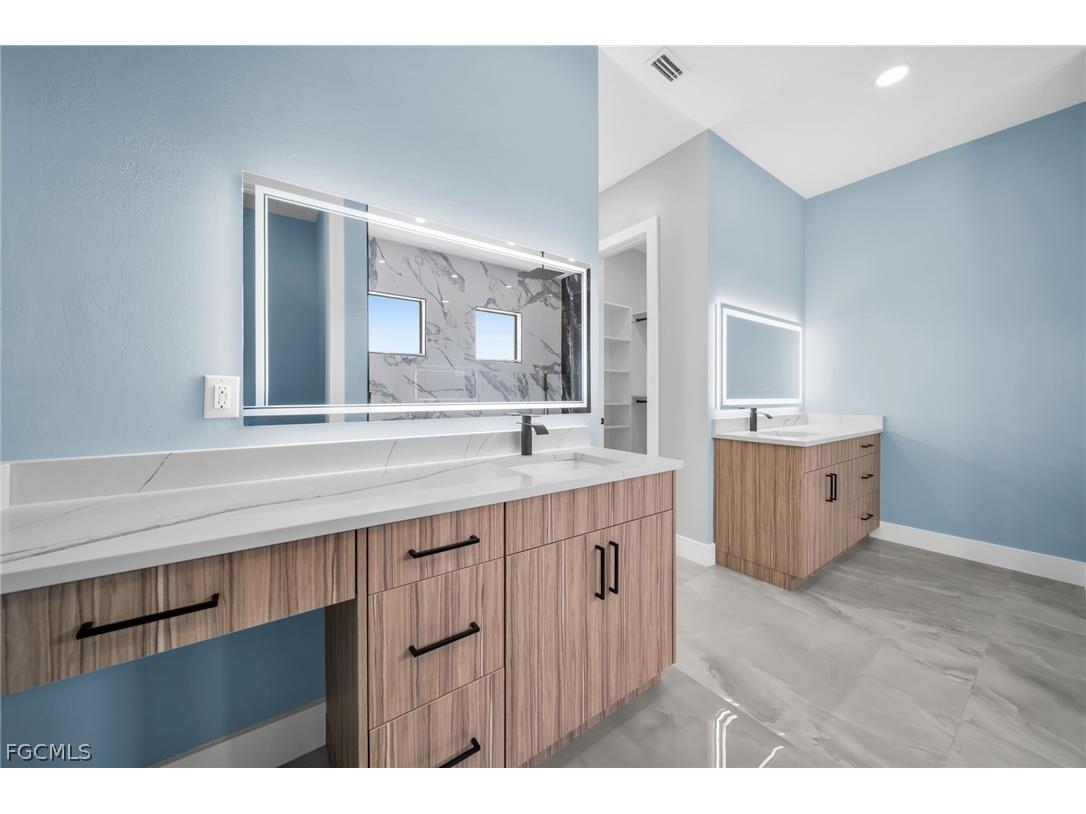 411 NE 25th Street Cape Coral FL 33909 2026011588 image39