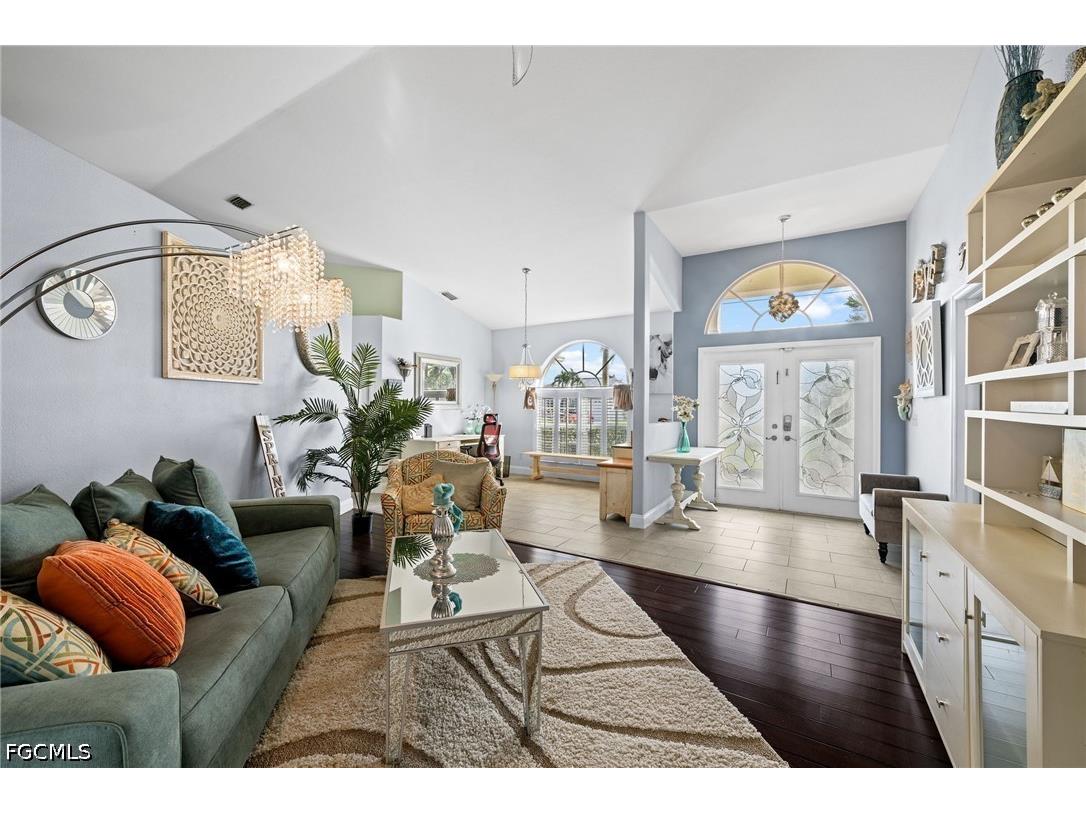 411 SE 17th Street Cape Coral FL 33990 2026015267 image12