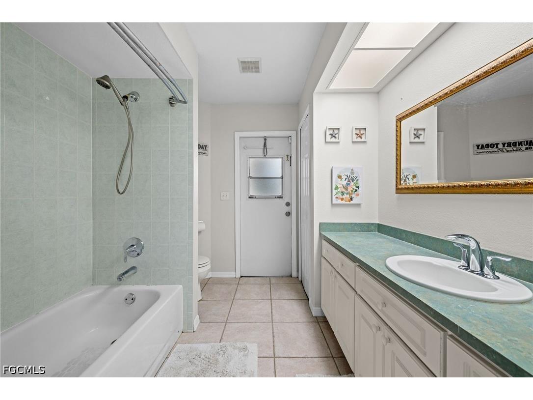 411 SE 17th Street Cape Coral FL 33990 2026015267 image21