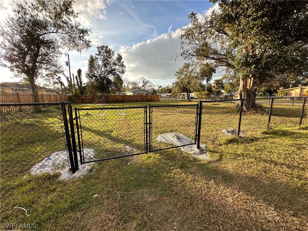 411 Stockton Street North Fort Myers FL 33903 223091212 image1