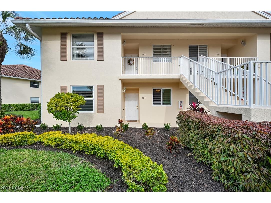 411 Valerie Way #101 Naples FL 34104 224001050 image1