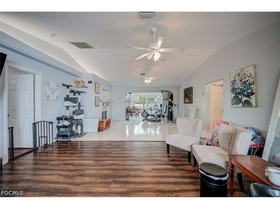 4110 E 23rd Street Alva FL 33920 2026014198 image3