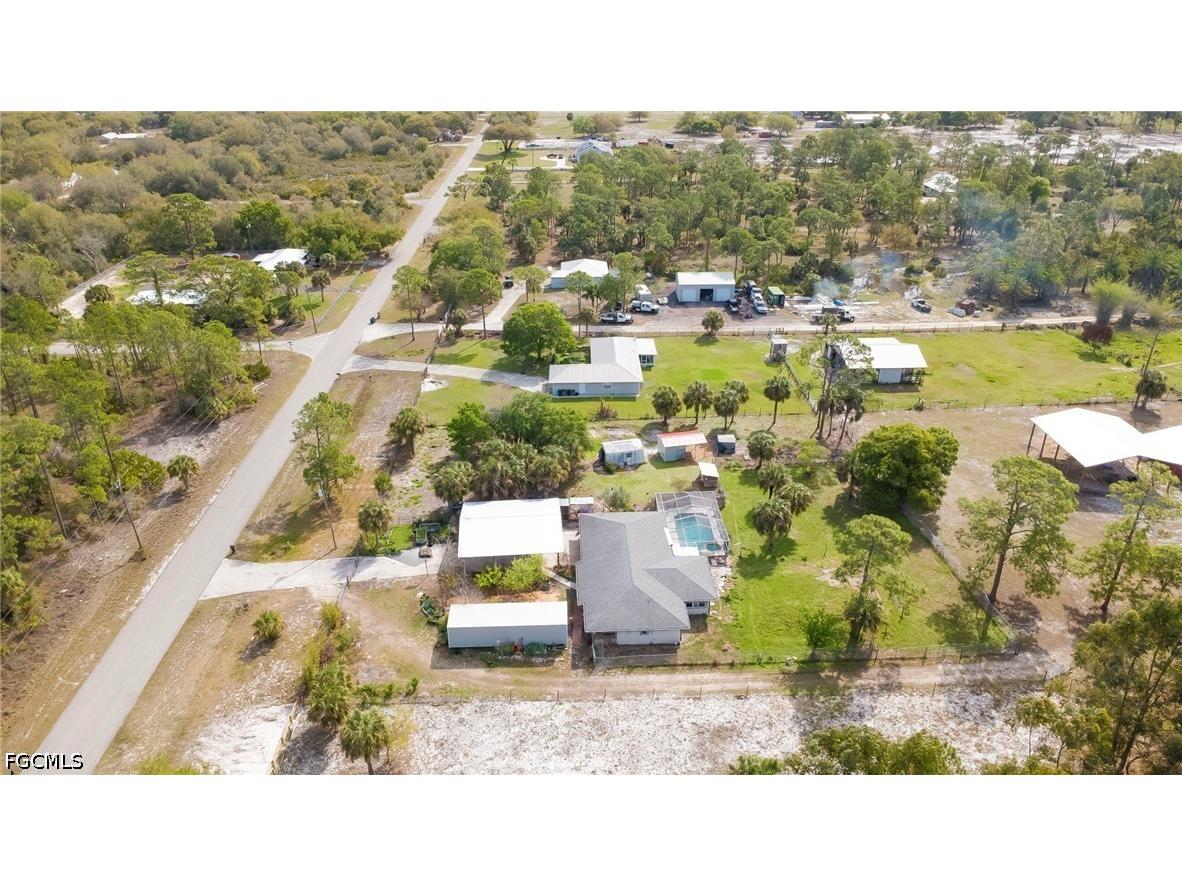 4110 E 23rd Street Alva FL 33920 2026014198 image37