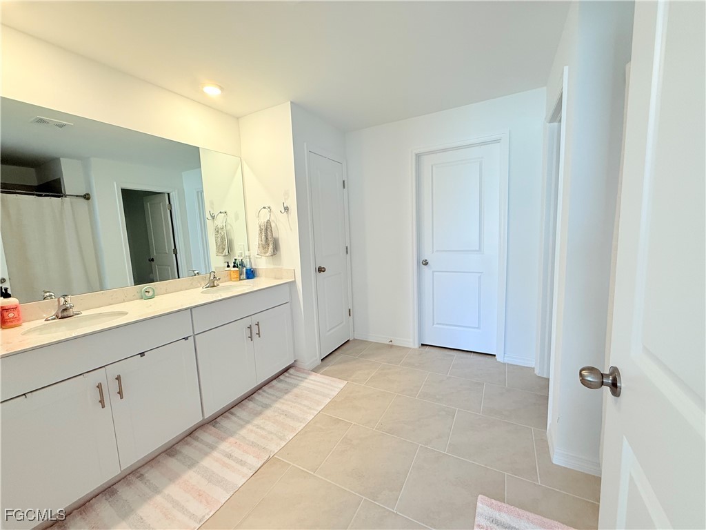 4110 Etna Court North Fort Myers FL 33917 2025021890 image13