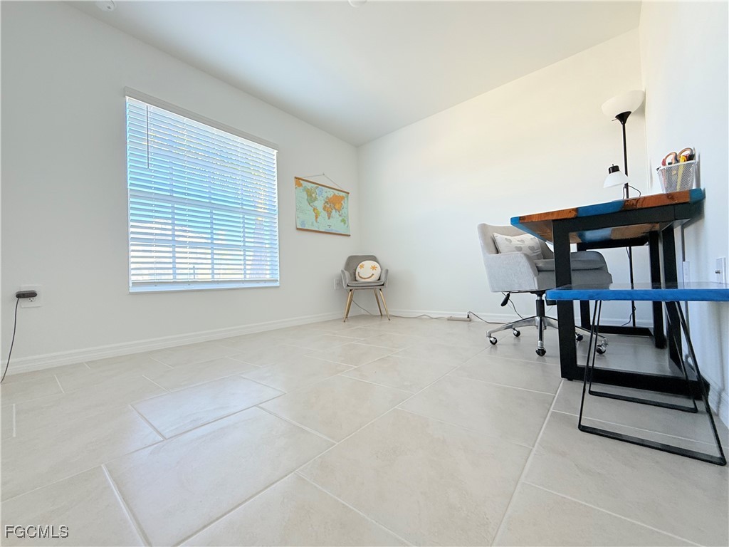 4110 Etna Court North Fort Myers FL 33917 2025021890 image24