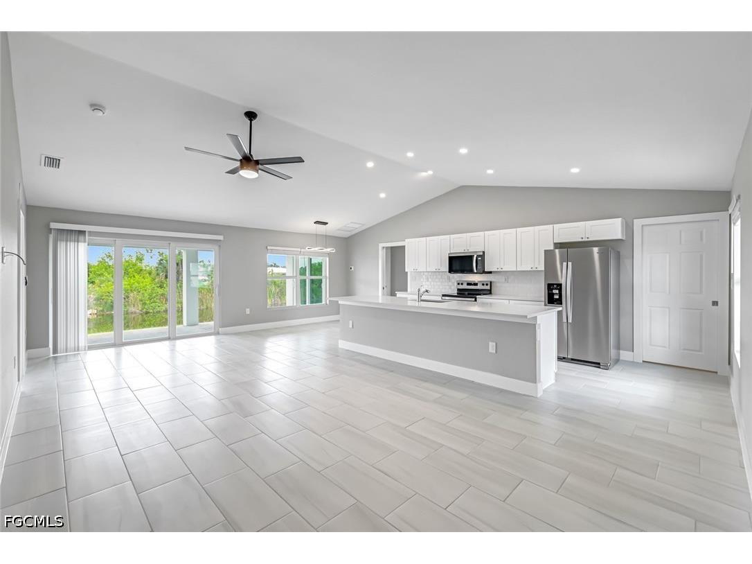 4110 NE 23rd Place Cape Coral FL 33909 2026025857 image4