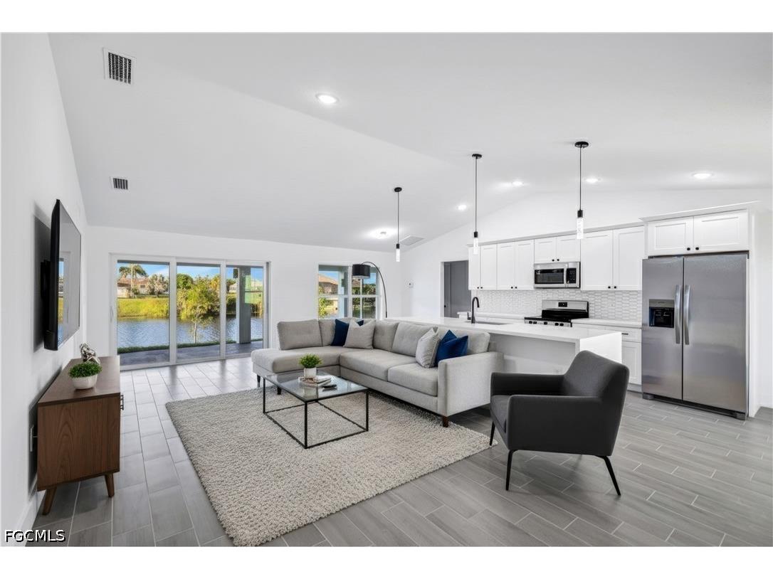 4110 NE 23rd Place Cape Coral FL 33909 2026025857 image5