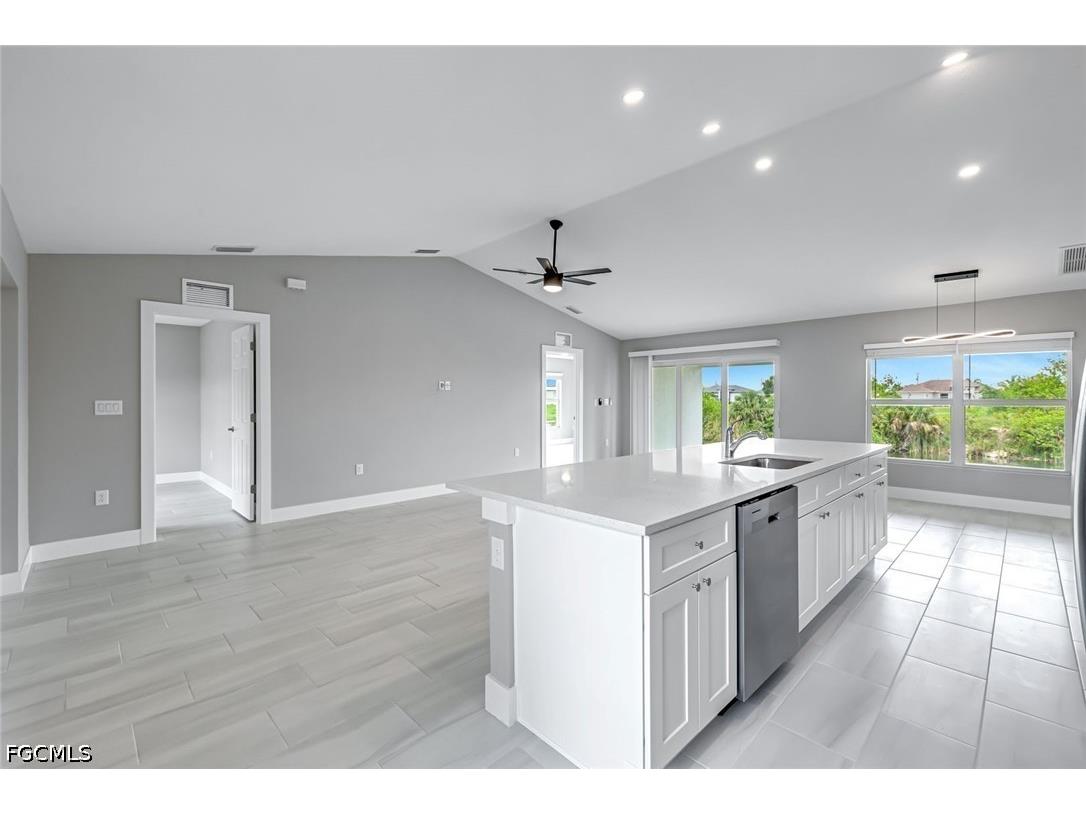 4110 NE 23rd Place Cape Coral FL 33909 2026025857 image9