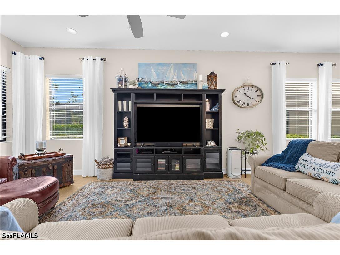 4111 Raffia Drive Naples FL 34119 226020307 image18