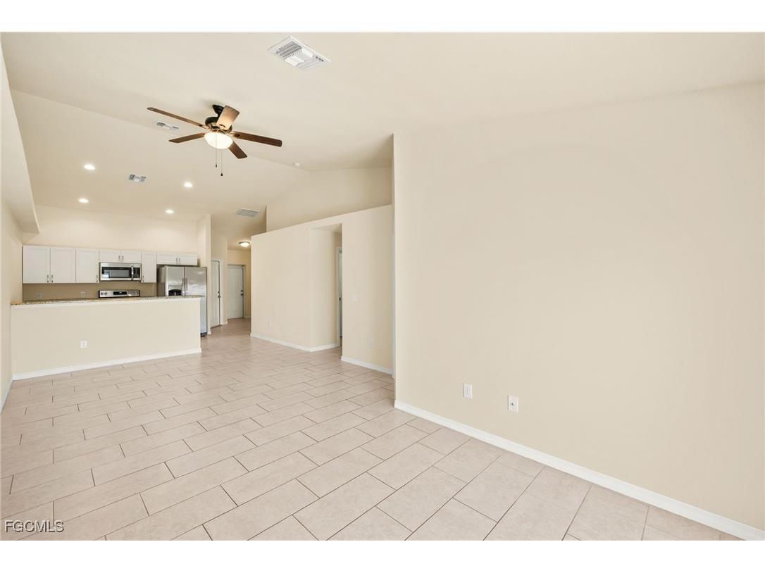 4111 Skyline Boulevard Cape Coral FL 33914 2025023815 image7