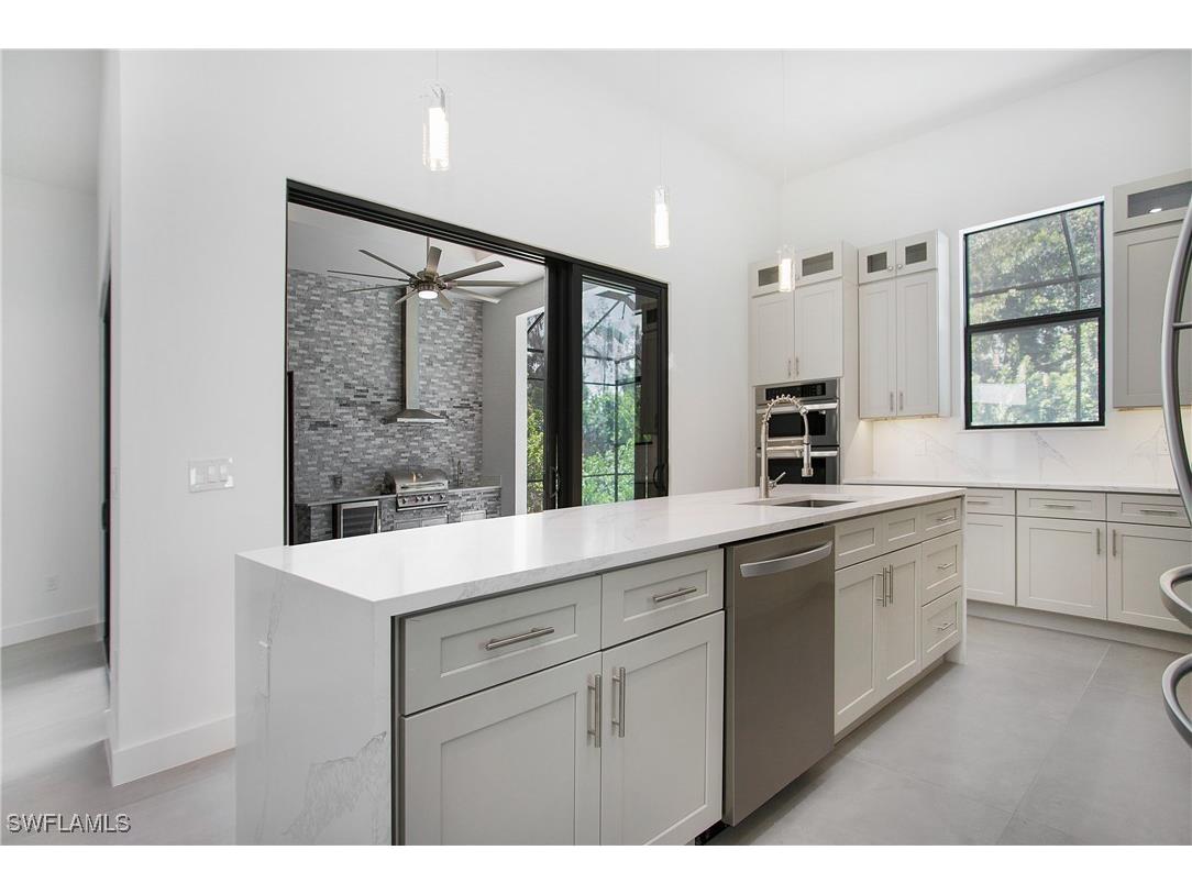 4111 Williams Road Estero FL 33928 225081404 image17