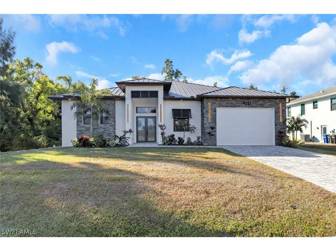 4111 Williams Road Estero FL 33928 226005510 image1