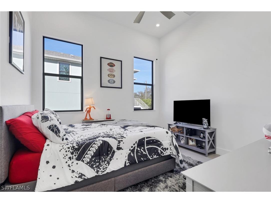 4111 Williams Road Estero FL 33928 226005510 image17