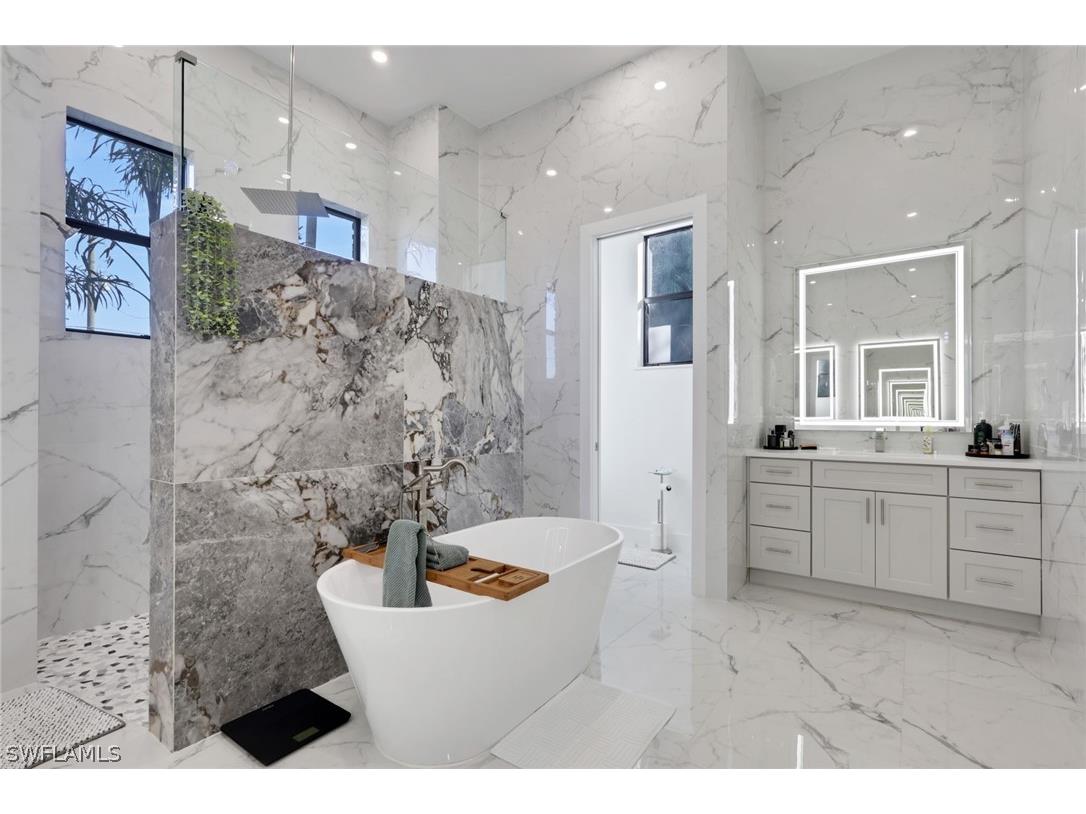 4111 Williams Road Estero FL 33928 226005510 image22