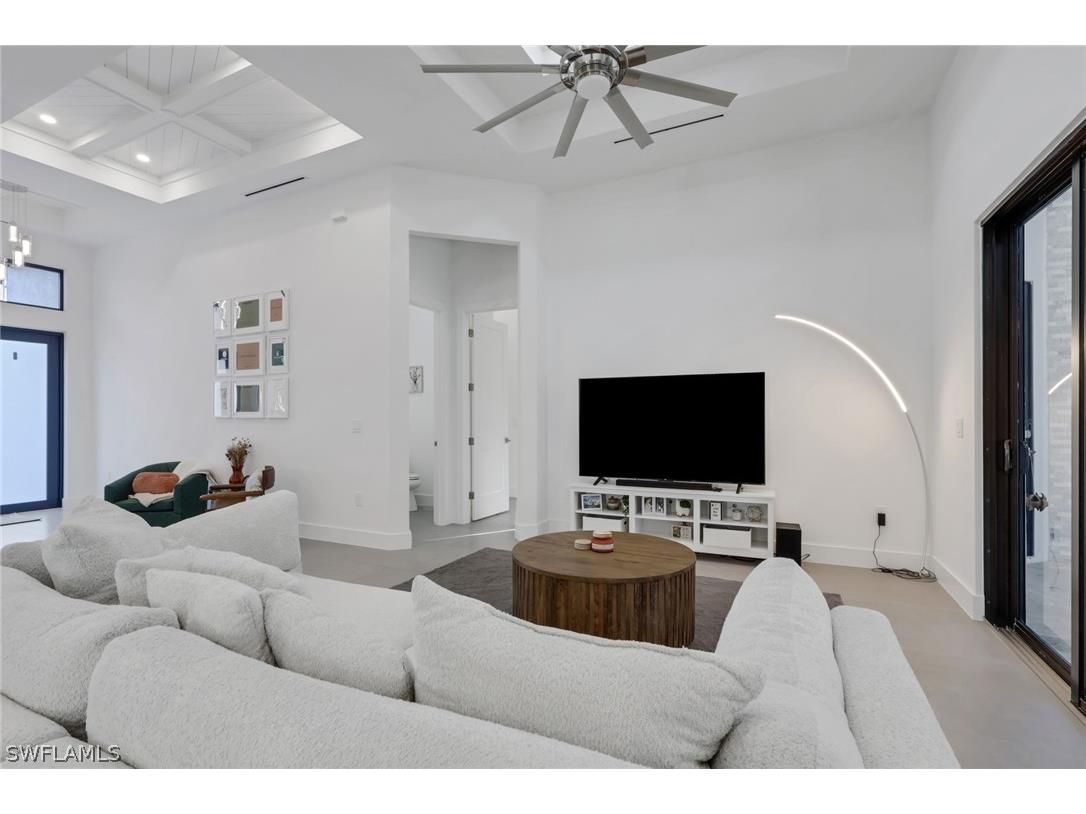 4111 Williams Road Estero FL 33928 226005510 image8