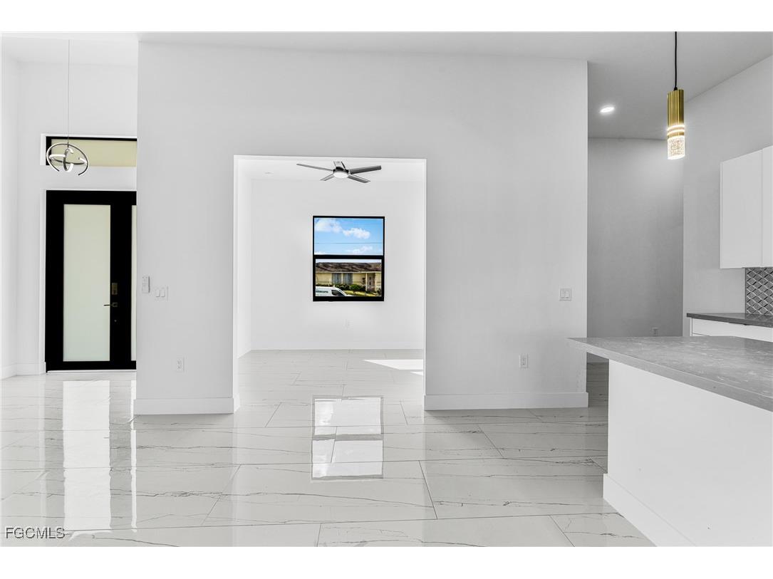 4112 2nd Street SW Lehigh Acres FL 33976 2025004641 image18