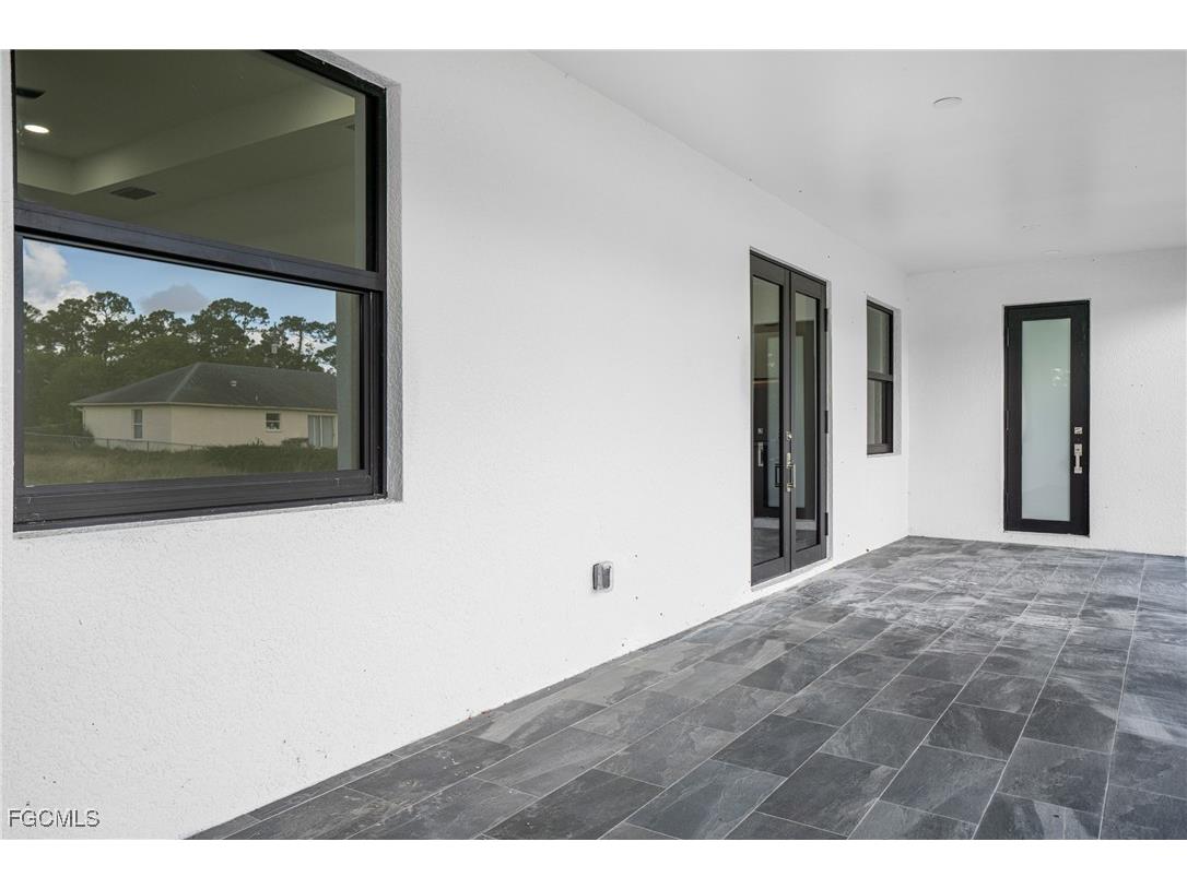 4112 2nd Street SW Lehigh Acres FL 33976 2025004641 image39