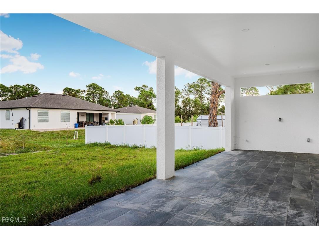 4112 2nd Street SW Lehigh Acres FL 33976 2025004641 image41
