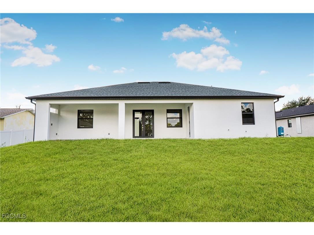 4112 2nd Street SW Lehigh Acres FL 33976 2025004641 image42