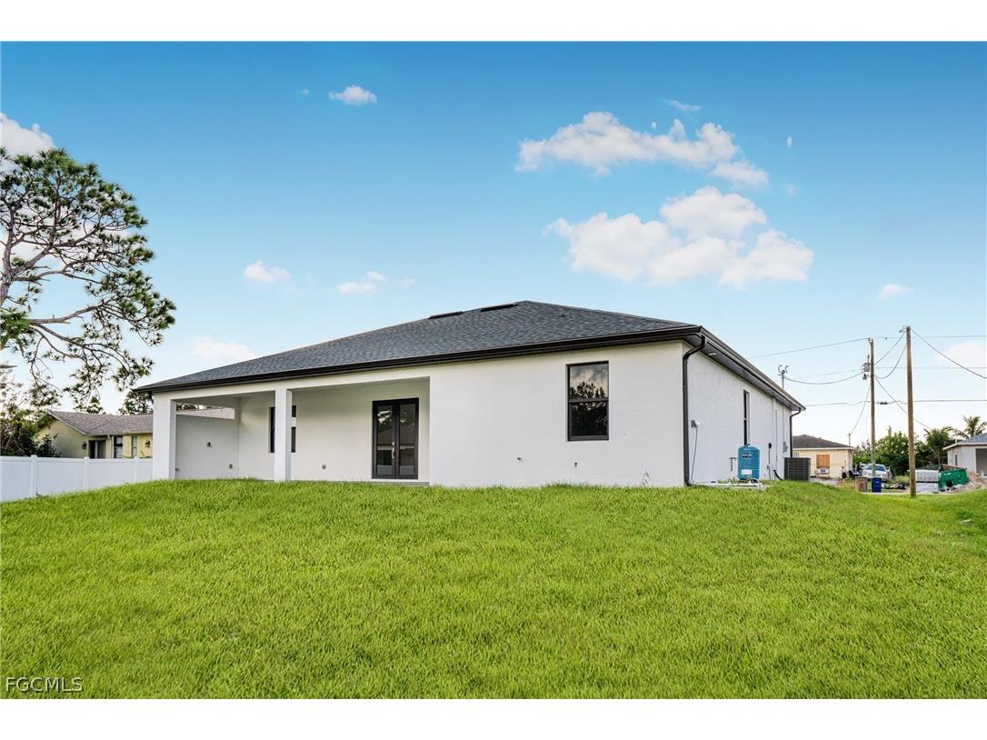 4112 2nd Street SW Lehigh Acres FL 33976 2026013268 image39