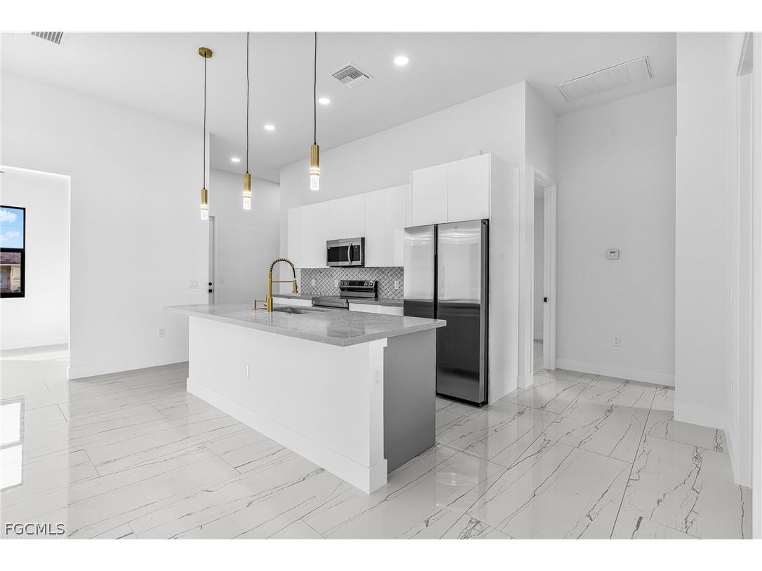 4112 2nd Street SW Lehigh Acres FL 33976 2026013268 image47