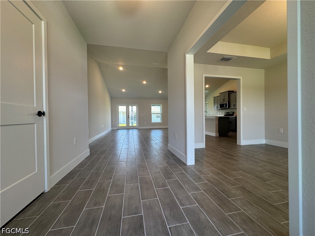 4112 NW 37th Street Cape Coral FL 33993 2026006881 image5
