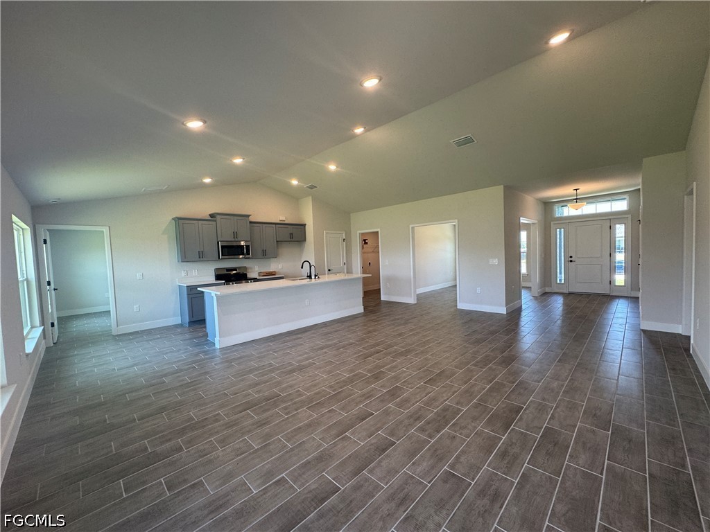 4112 NW 37th Street Cape Coral FL 33993 2026006881 image9