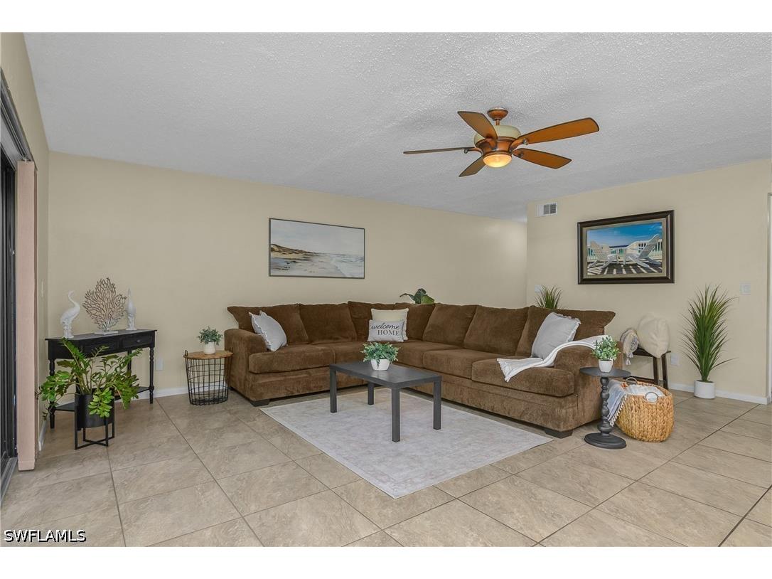 4112 SE 19th Place #104 Cape Coral FL 33904 226025852 image3