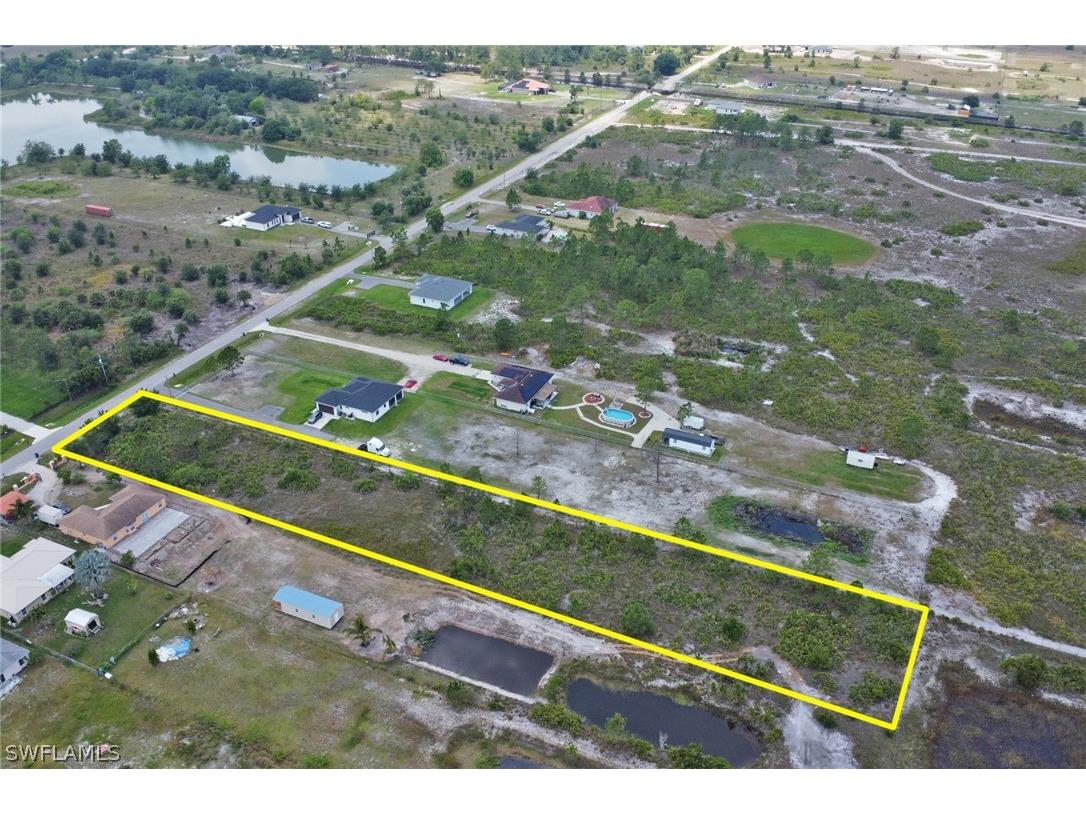 4113 58th Avenue NE Naples FL 34120 224045639 image1