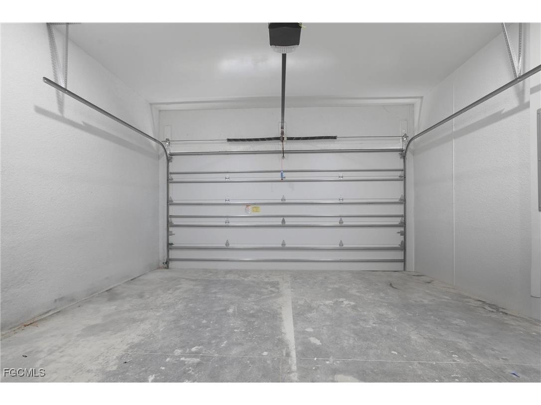 4113 Kismet Parkway W Cape Coral FL 33993 2025010267 image22