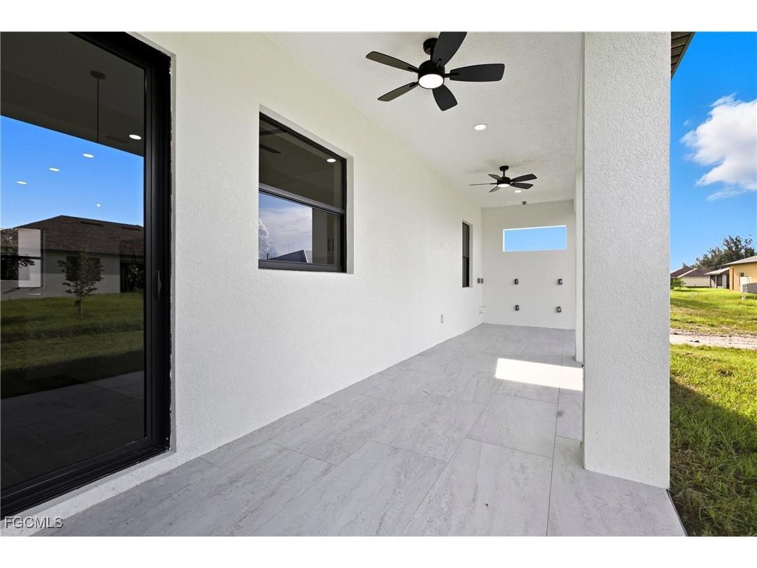 4113 Kismet Parkway W Cape Coral FL 33993 2025010267 image23