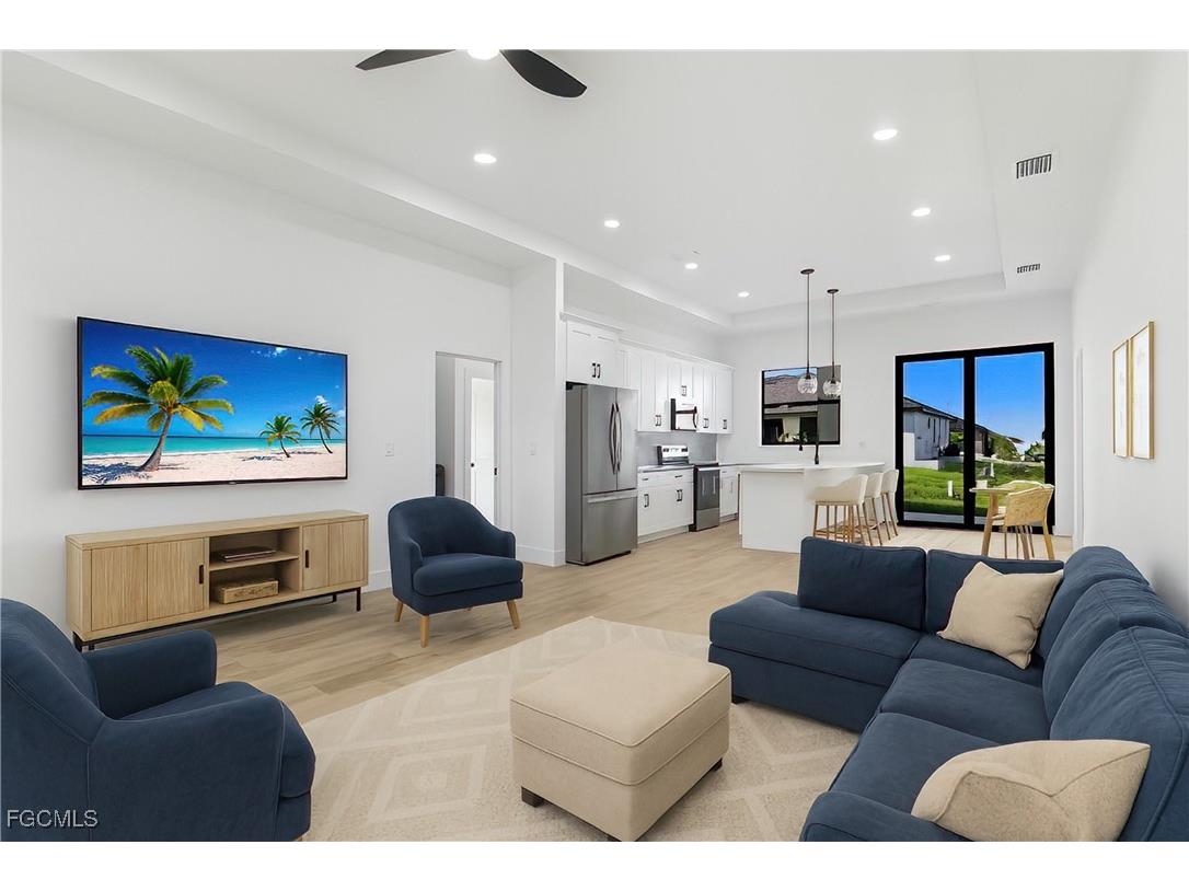 4113 Kismet Parkway W Cape Coral FL 33993 2025010267 image3