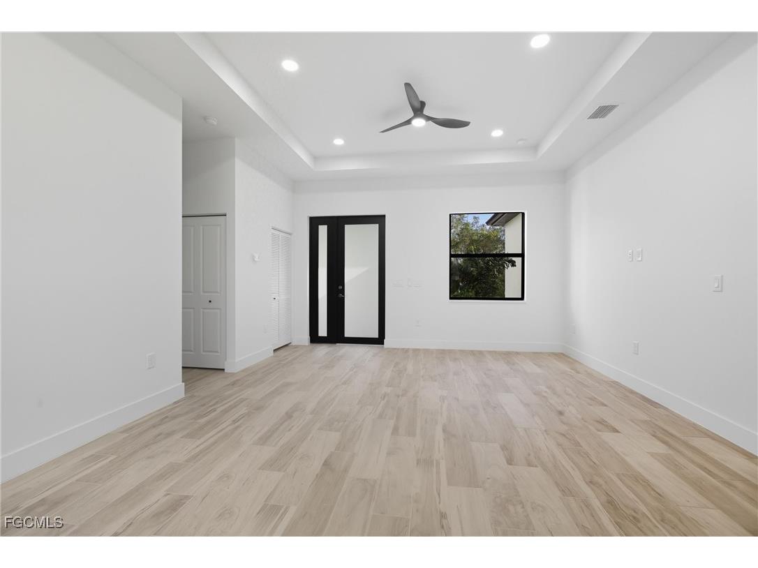4113 Kismet Parkway W Cape Coral FL 33993 2025010267 image8