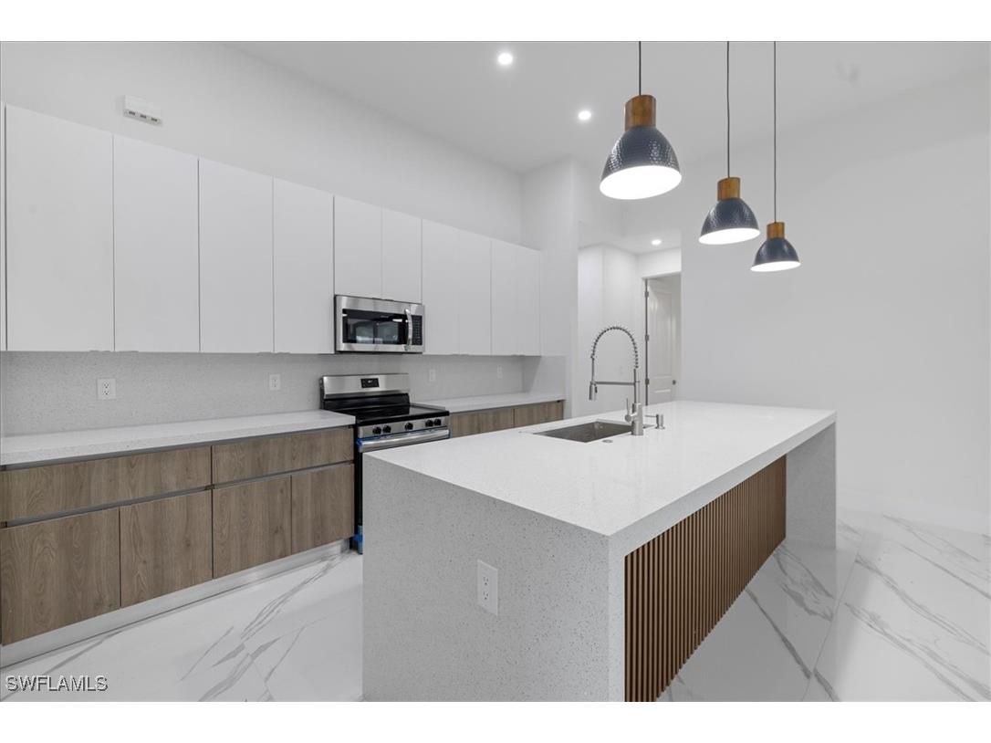 4113 NW 22nd Street Cape Coral FL 33993 225005391 image10