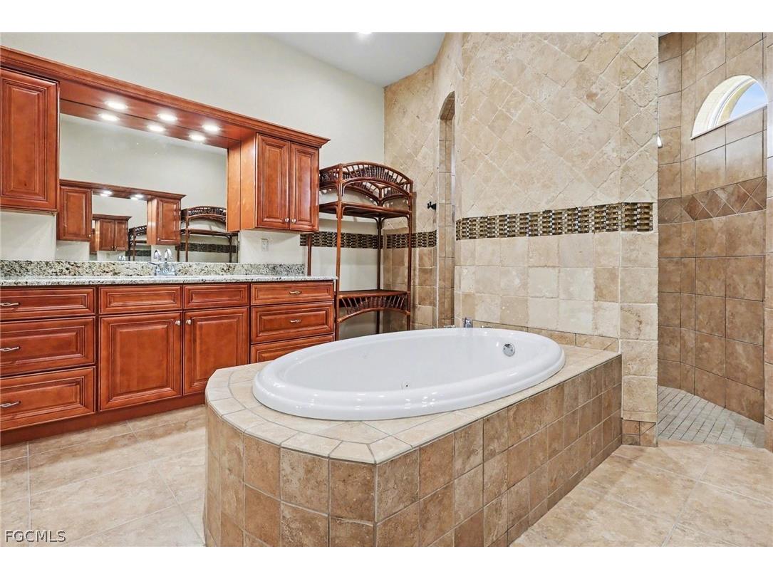 4113 NW 26th Street Cape Coral FL 33993 2026012231 image18