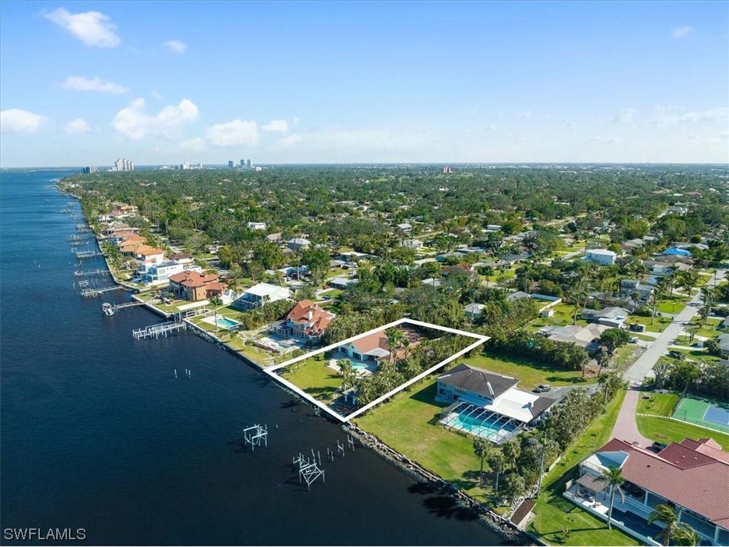 4113 W Riverside Drive Fort Myers FL 33901 222057657 image1