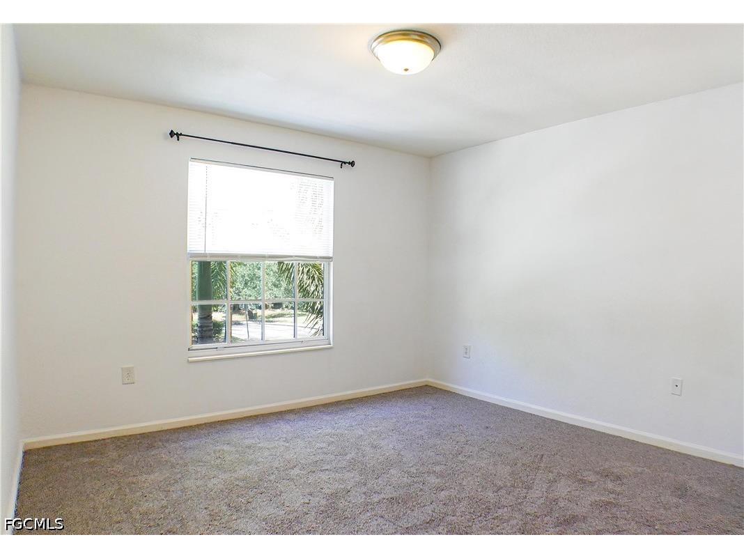 4113 Residence Drive #211 Fort Myers FL 33901 2026018214 image8