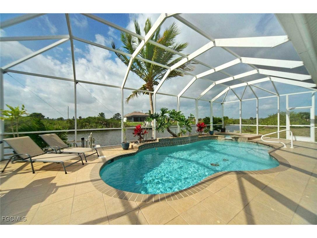 4114 NW 39th Lane Cape Coral FL 33993 2025009760 image2