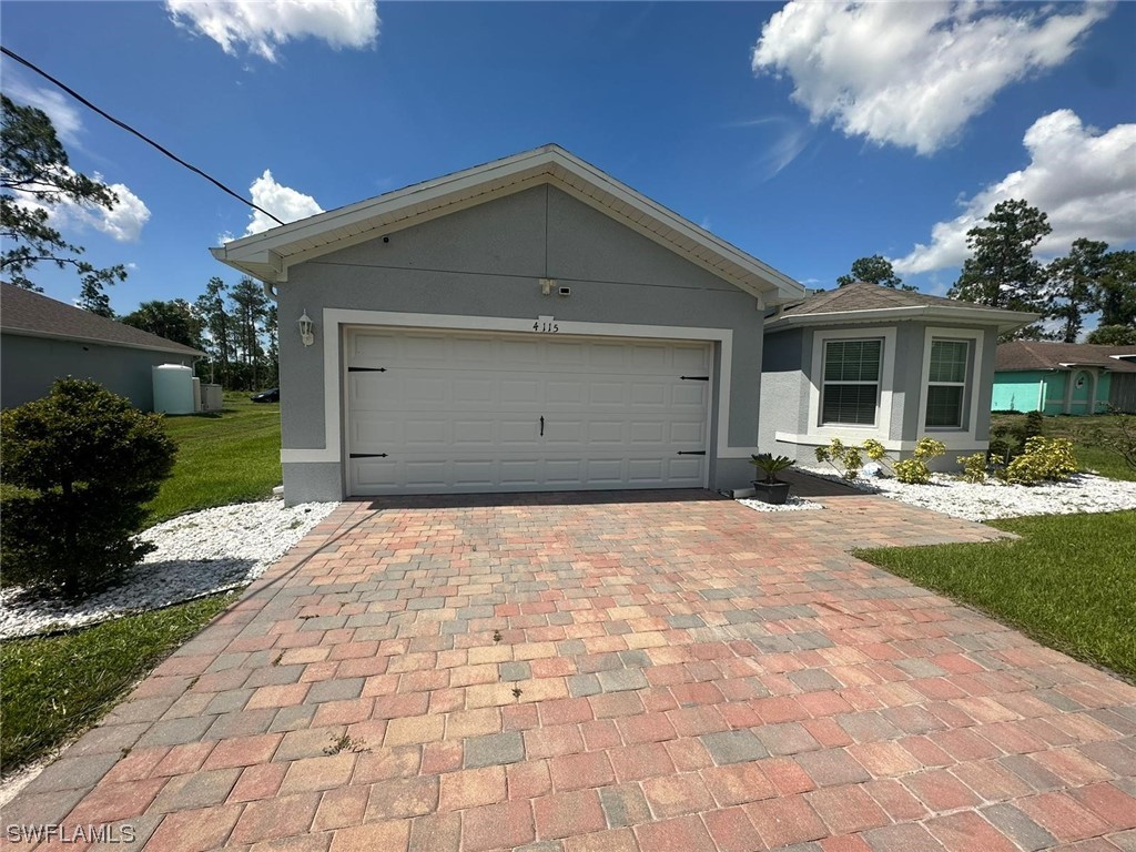 4115 14th Avenue NE Naples FL 34120 223045913 image1