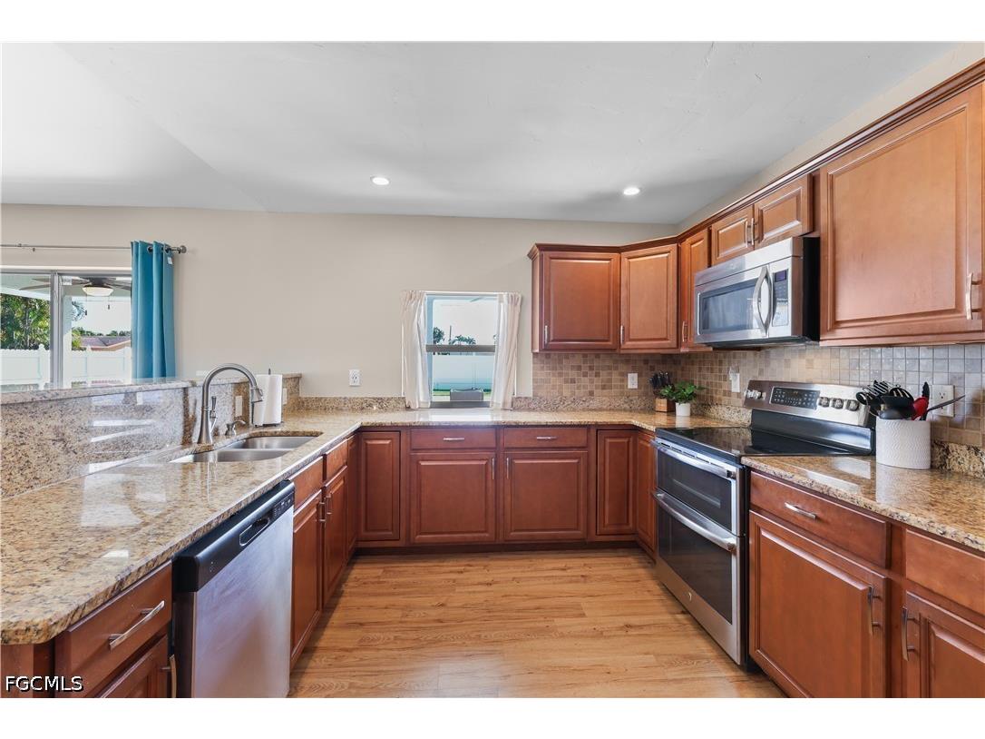 4115 SE 10th Place Cape Coral FL 33904 2026023150 image12
