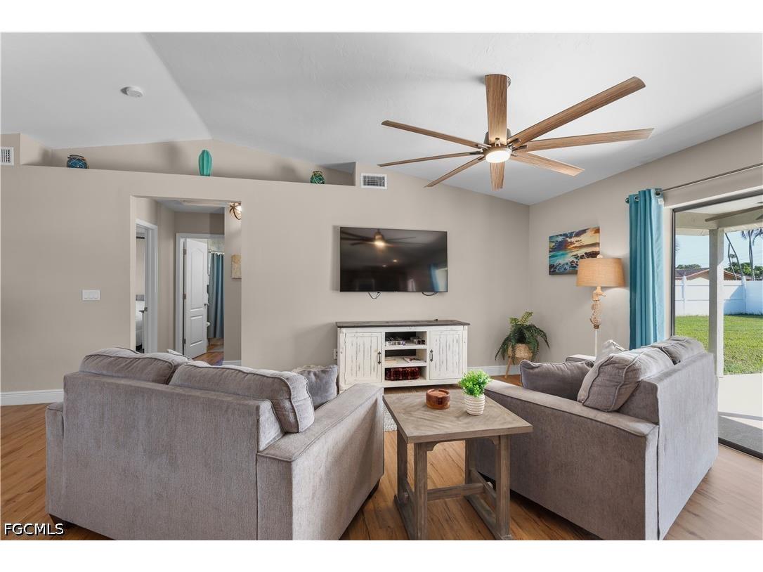 4115 SE 10th Place Cape Coral FL 33904 2026023150 image6