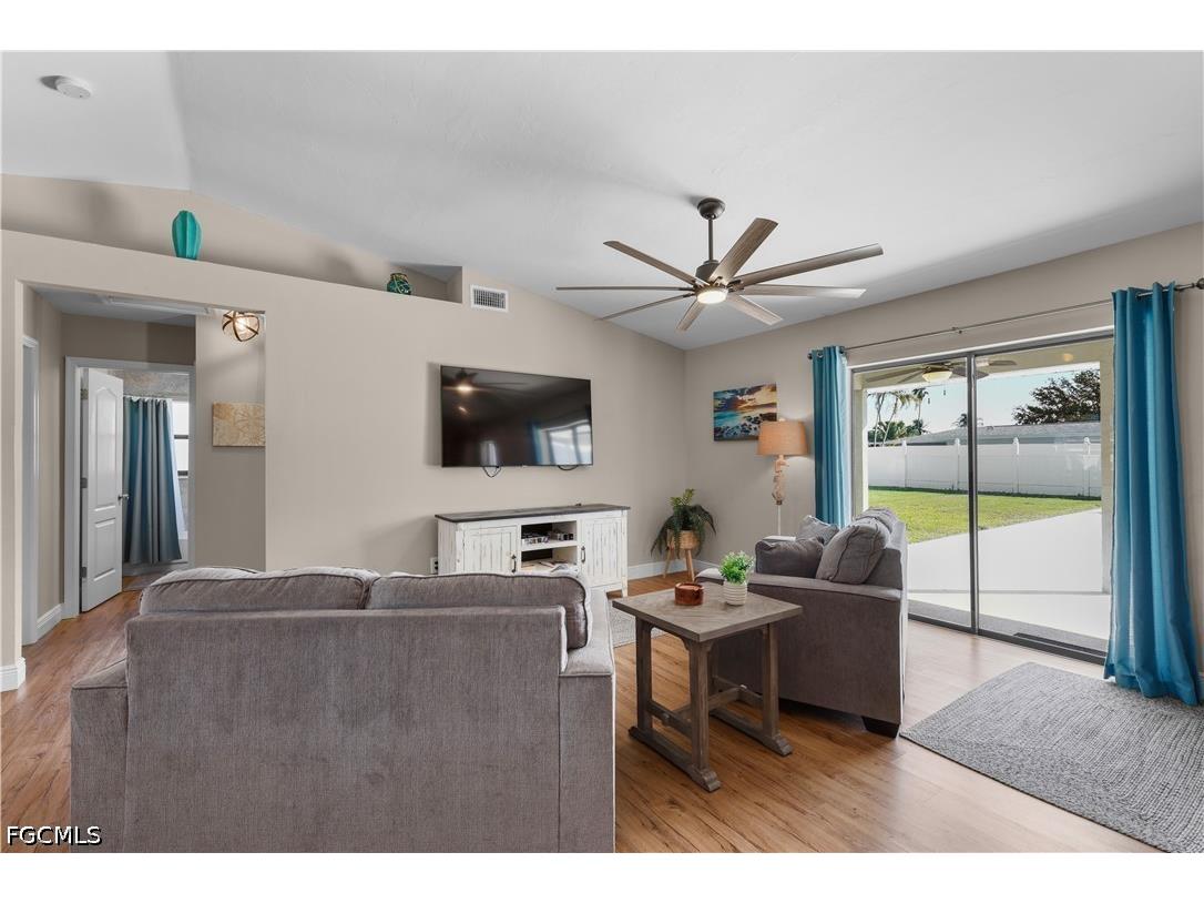 4115 SE 10th Place Cape Coral FL 33904 2026023150 image7