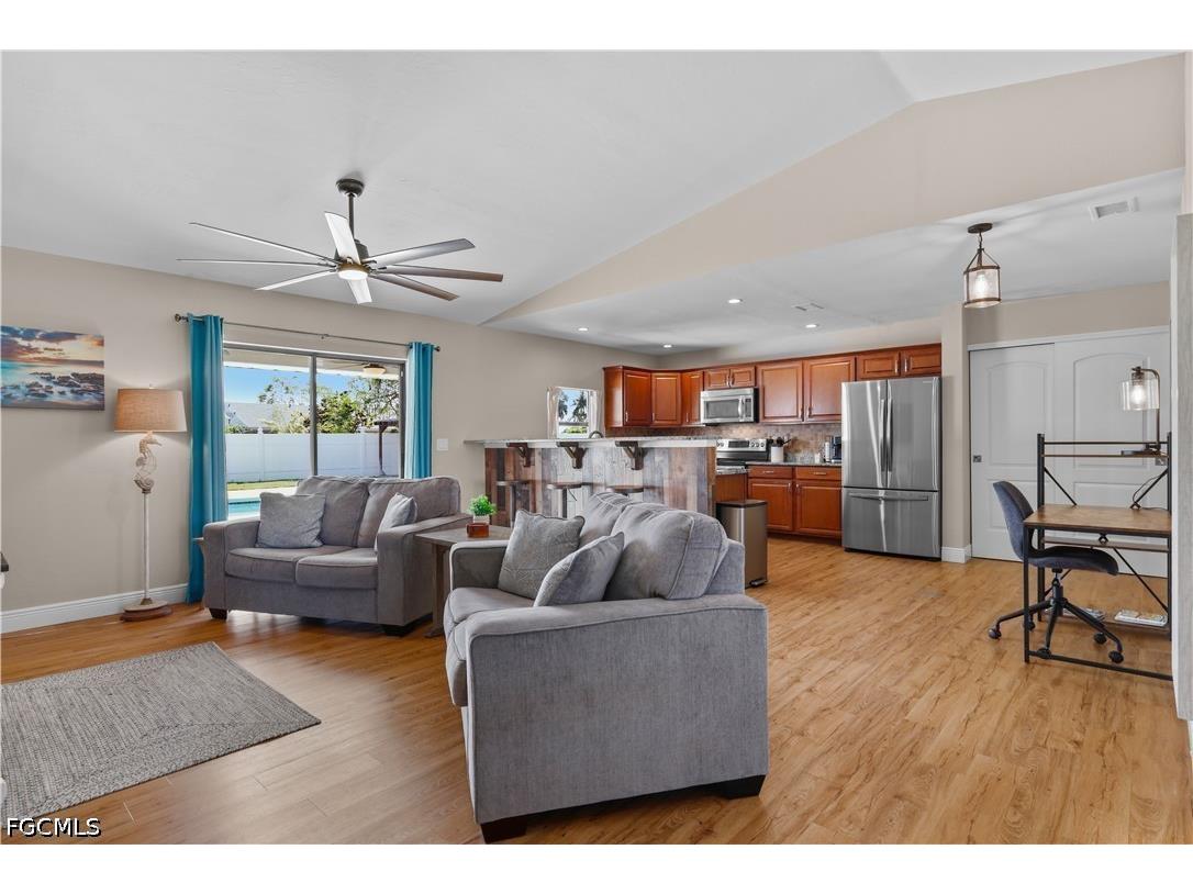 4115 SE 10th Place Cape Coral FL 33904 2026023150 image8