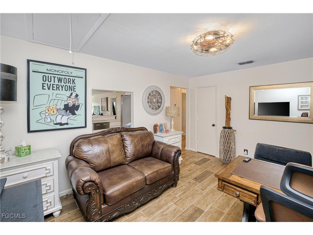 4116 SE 20th Place #202 Cape Coral FL 33904 2025025806 image3