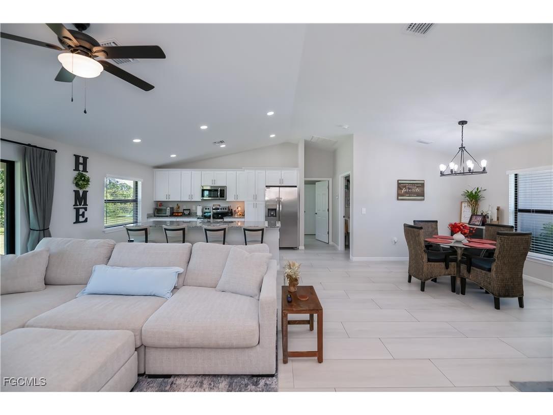 4118 11th Street SW Lehigh Acres FL 33976 2025013122 image12